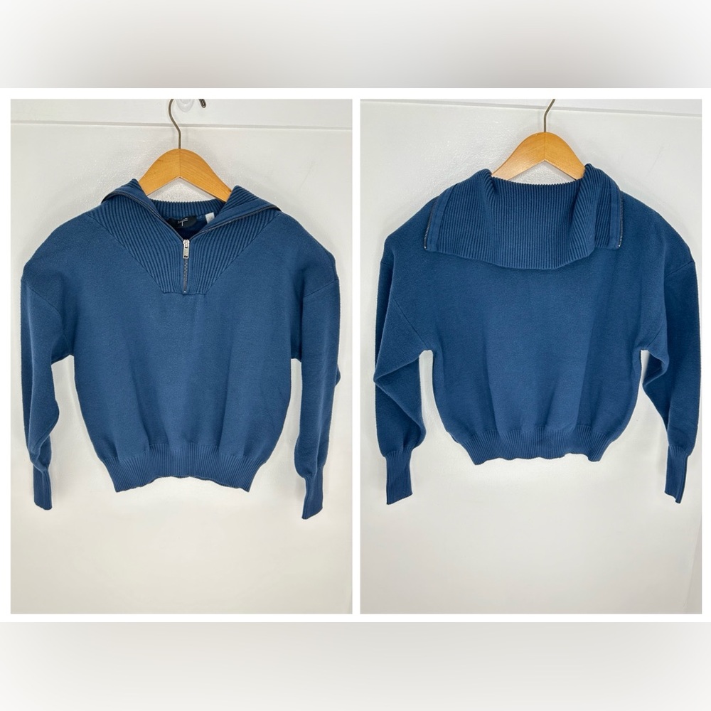 Tahari Sweater Size Large Blue Long‎ Sleeve 1/4 Zip Pullover Knit Viscose Soft